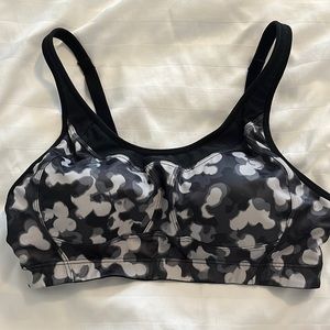 Moving comfort Vero sports bra high impact running size medium 34CD/36C
